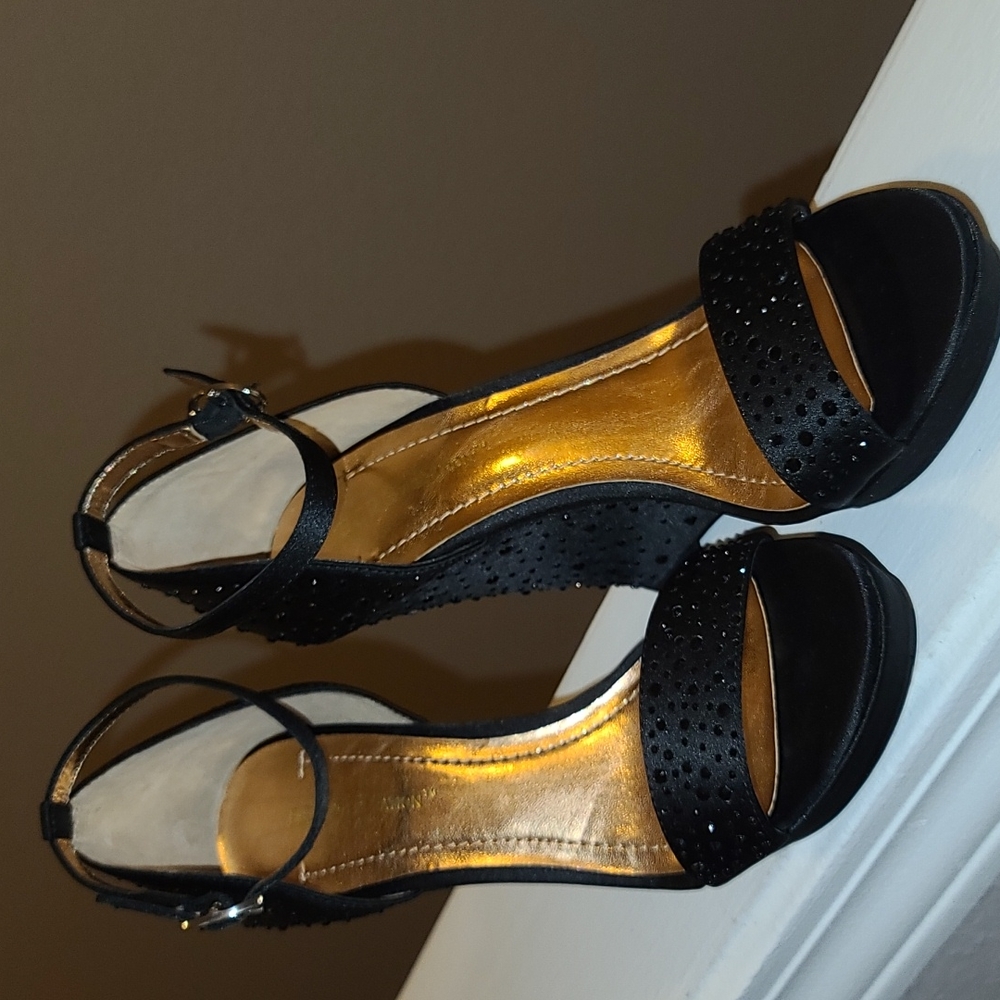 Bcbg generation black studed wedge heels. Size 7. Worn only once for pictures.